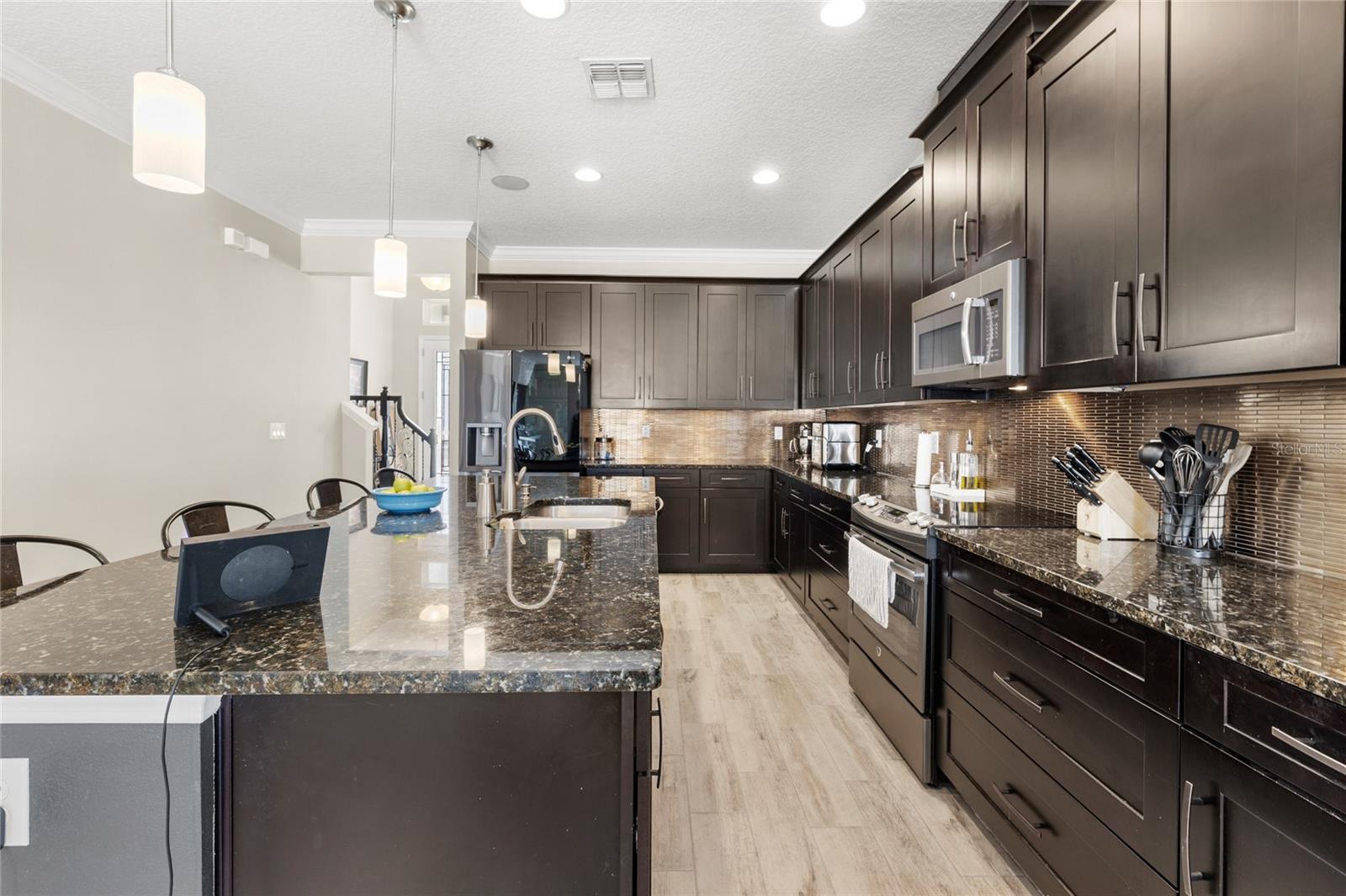 Image 19 of 58 For 8007 Navel Orange Lane