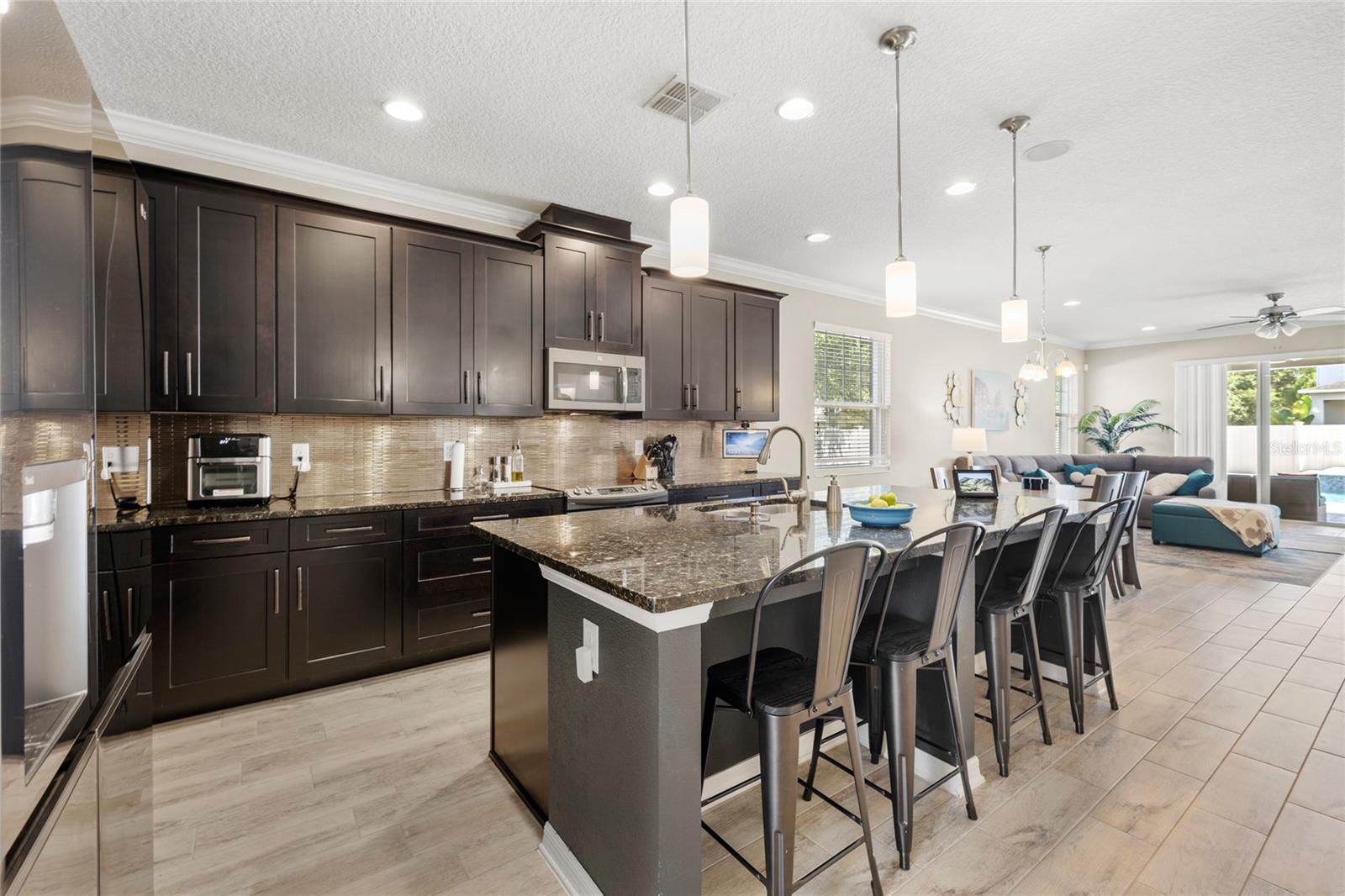 Image 20 of 58 For 8007 Navel Orange Lane