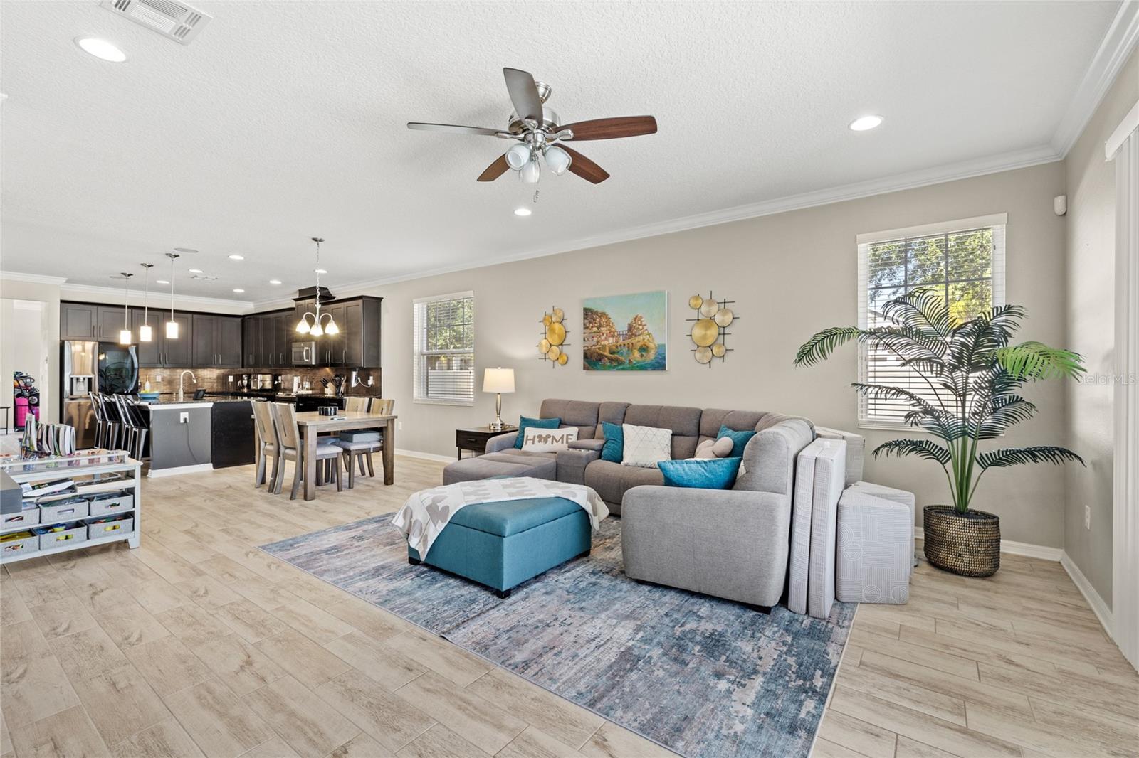 Image 9 of 58 For 8007 Navel Orange Lane