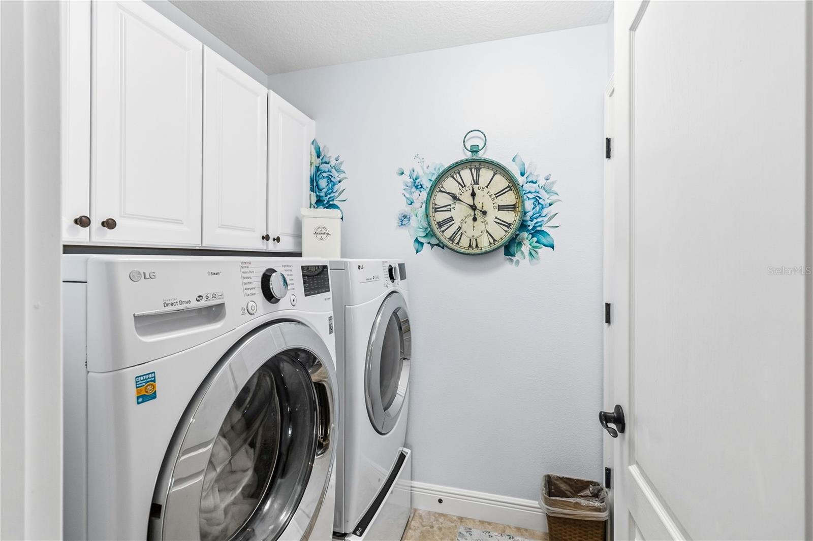 Image 32 of 50 For 14551 Yellow Butterfly Road