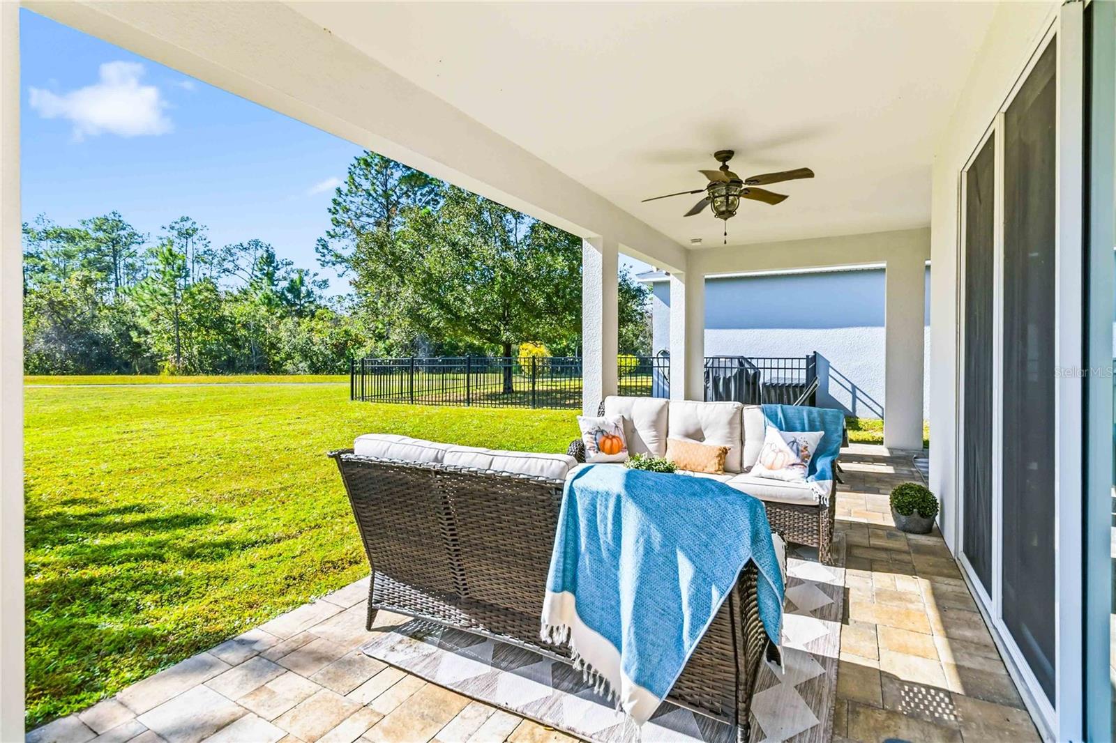 Image 38 of 50 For 14551 Yellow Butterfly Road