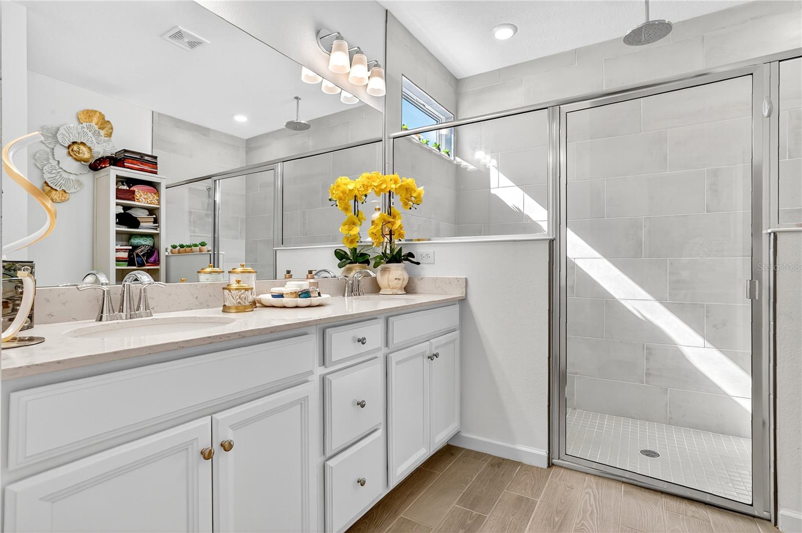 Image 12 of 22 For 7507 76th Terrace