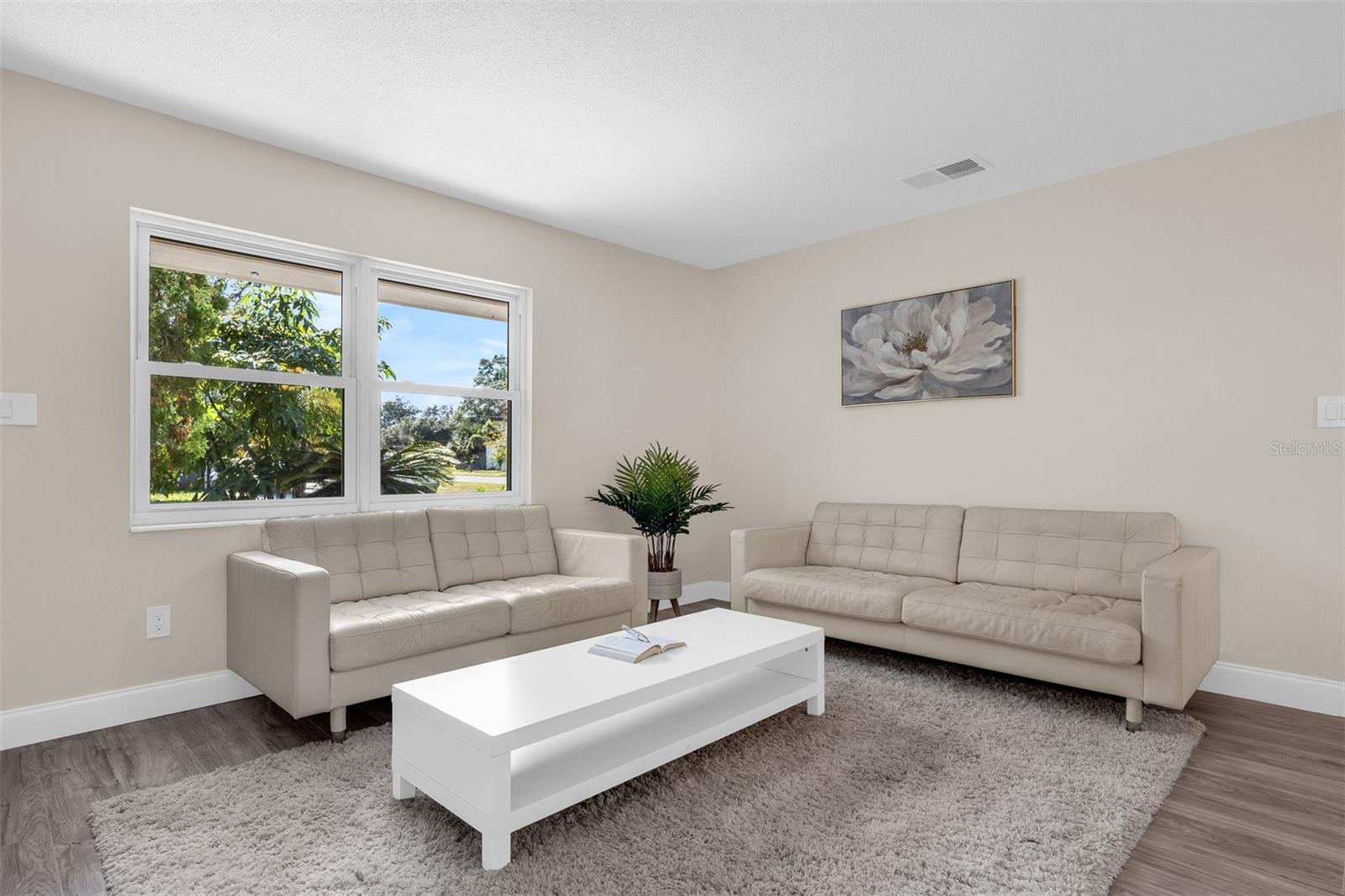 Image 17 of 36 For 421 Jasmine Road