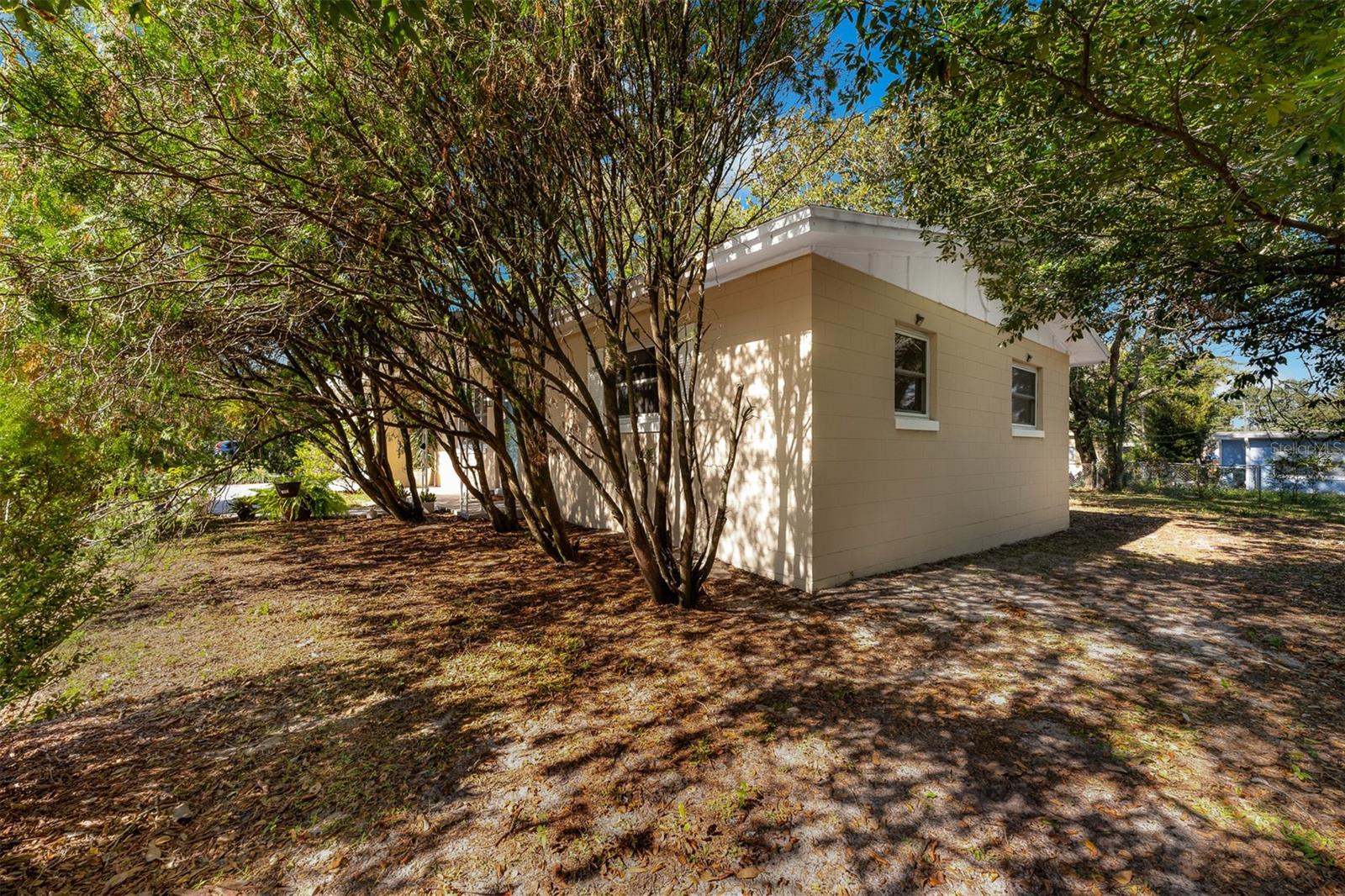 Image 5 of 36 For 421 Jasmine Road