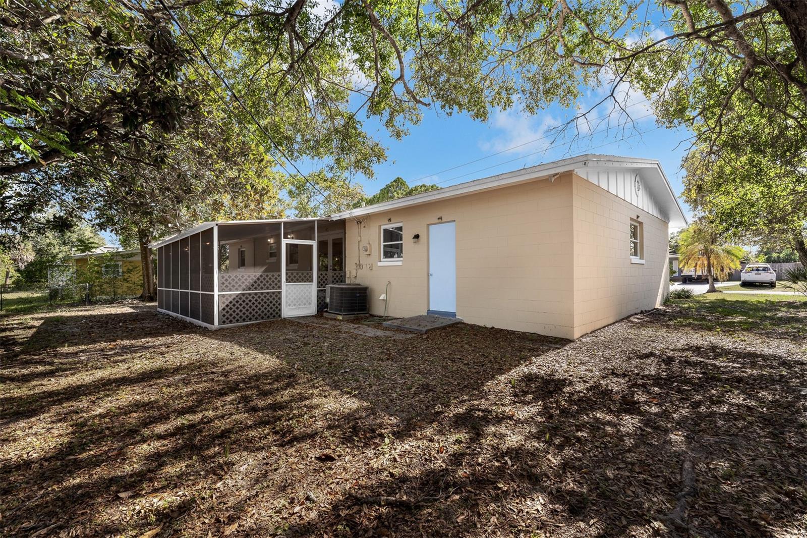 Image 8 of 36 For 421 Jasmine Road