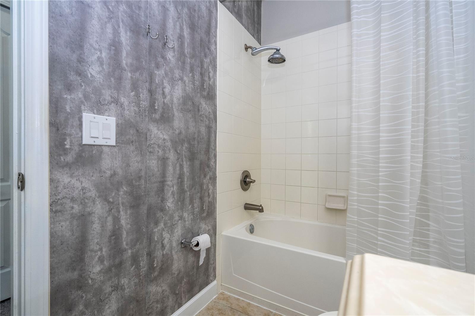 Image 21 of 73 For 2342 Crosston Circle