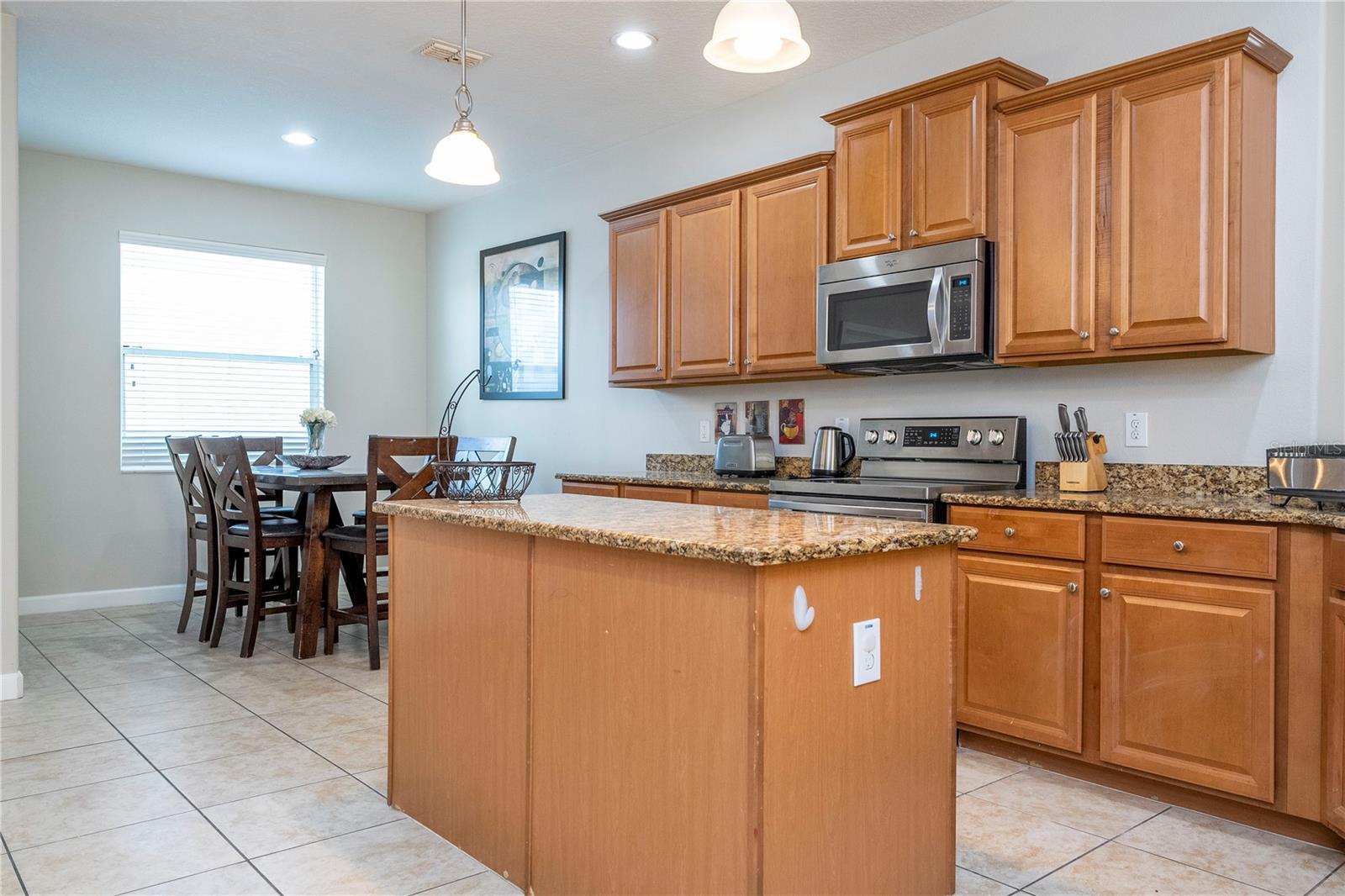 Image 30 of 73 For 2342 Crosston Circle