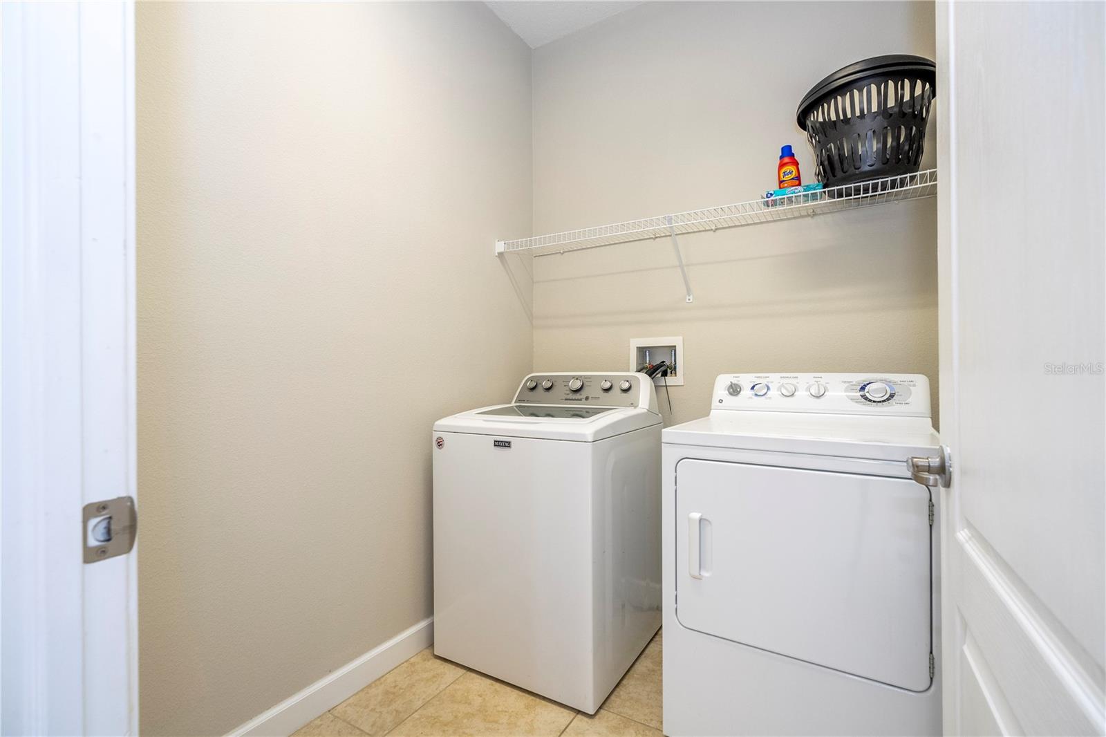 Image 39 of 73 For 2342 Crosston Circle