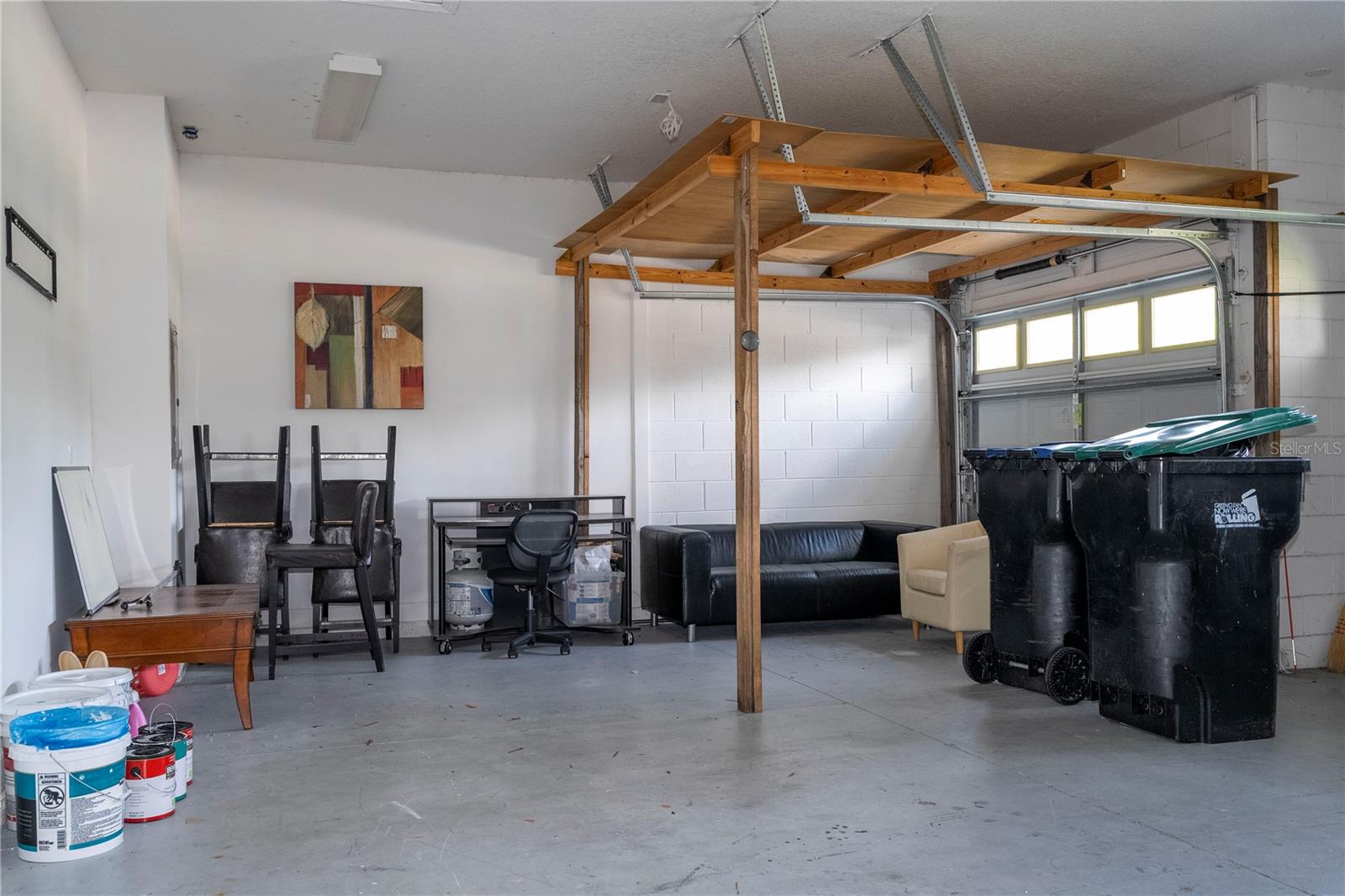 Image 42 of 73 For 2342 Crosston Circle