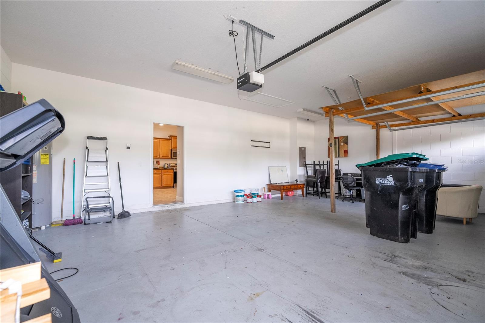 Image 43 of 73 For 2342 Crosston Circle