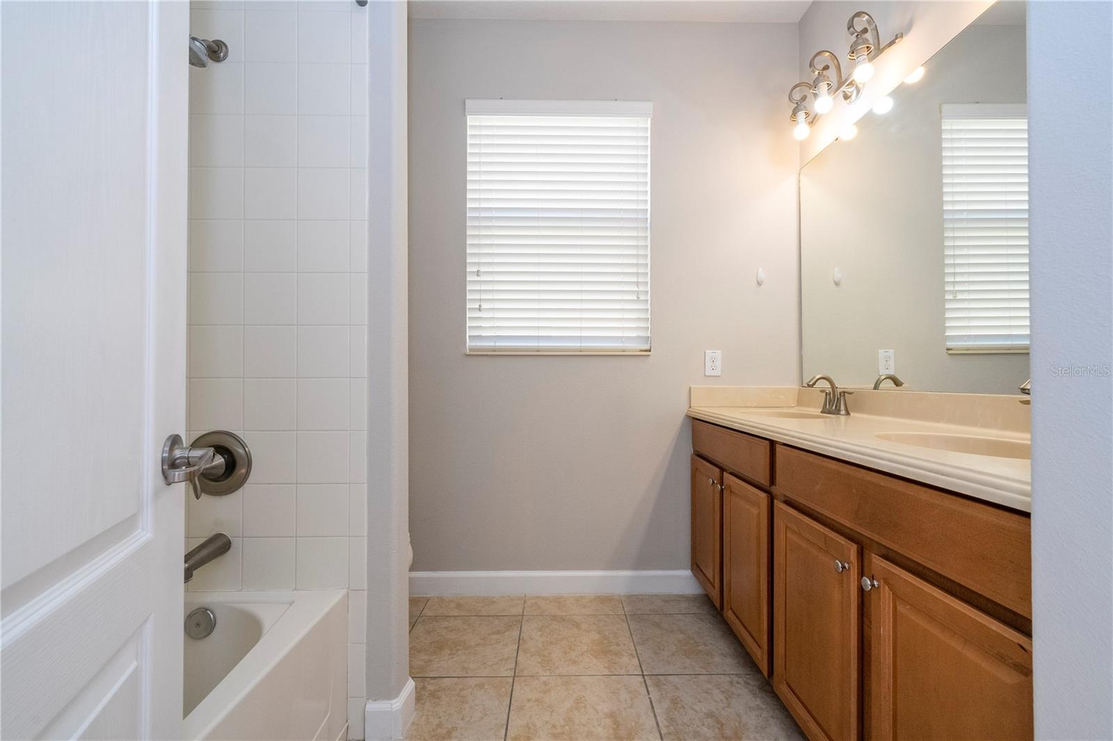 Image 53 of 73 For 2342 Crosston Circle