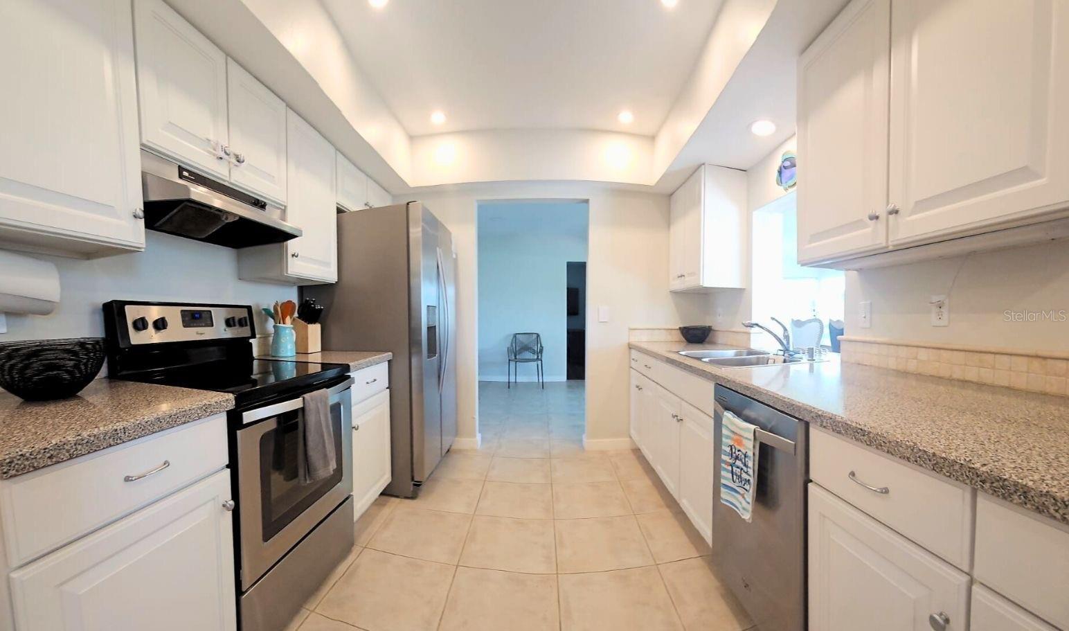 Image 8 of 33 For 5219 Bimini Drive