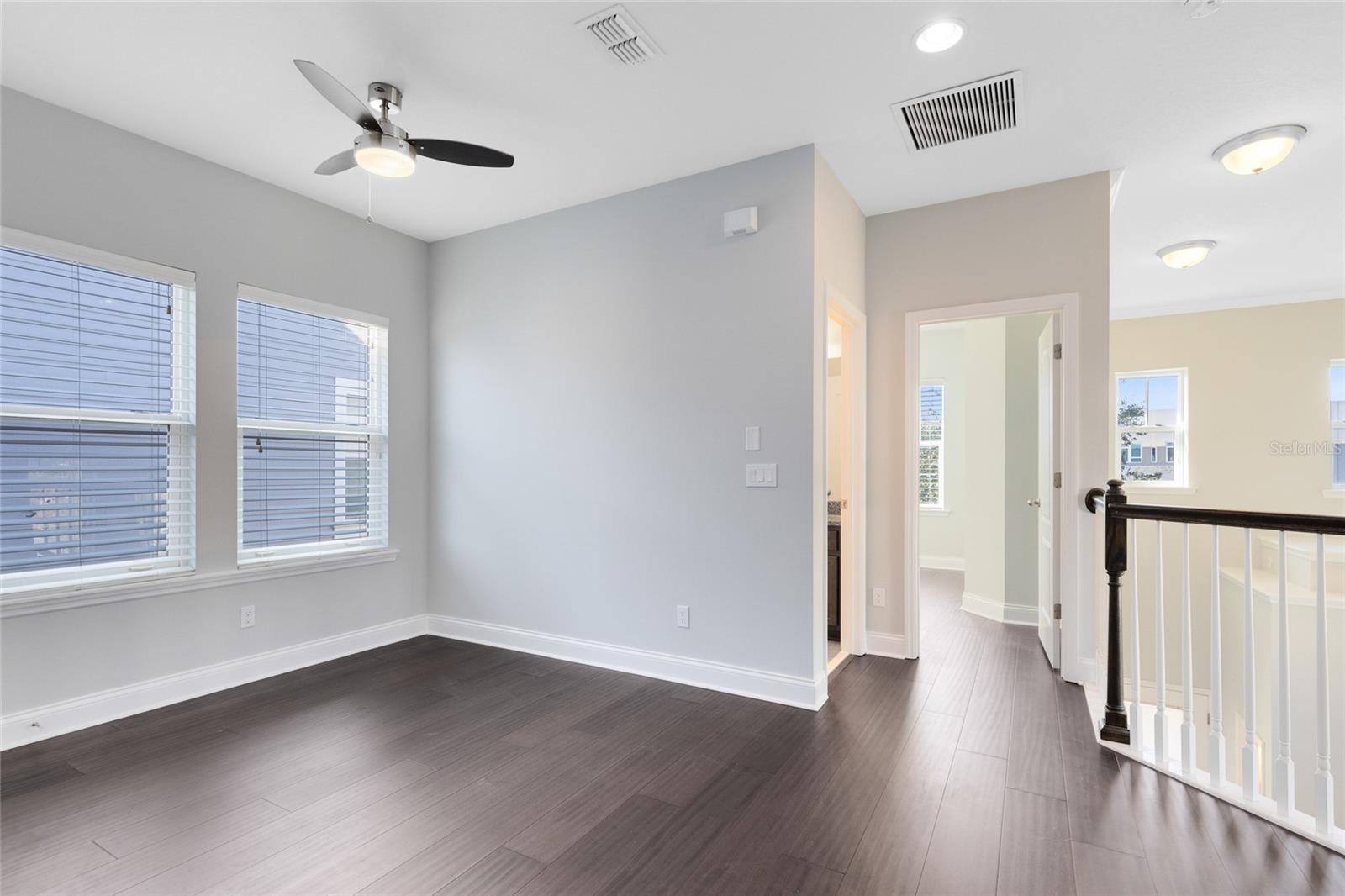 Image 19 of 49 For 7749 Laureate Boulevard