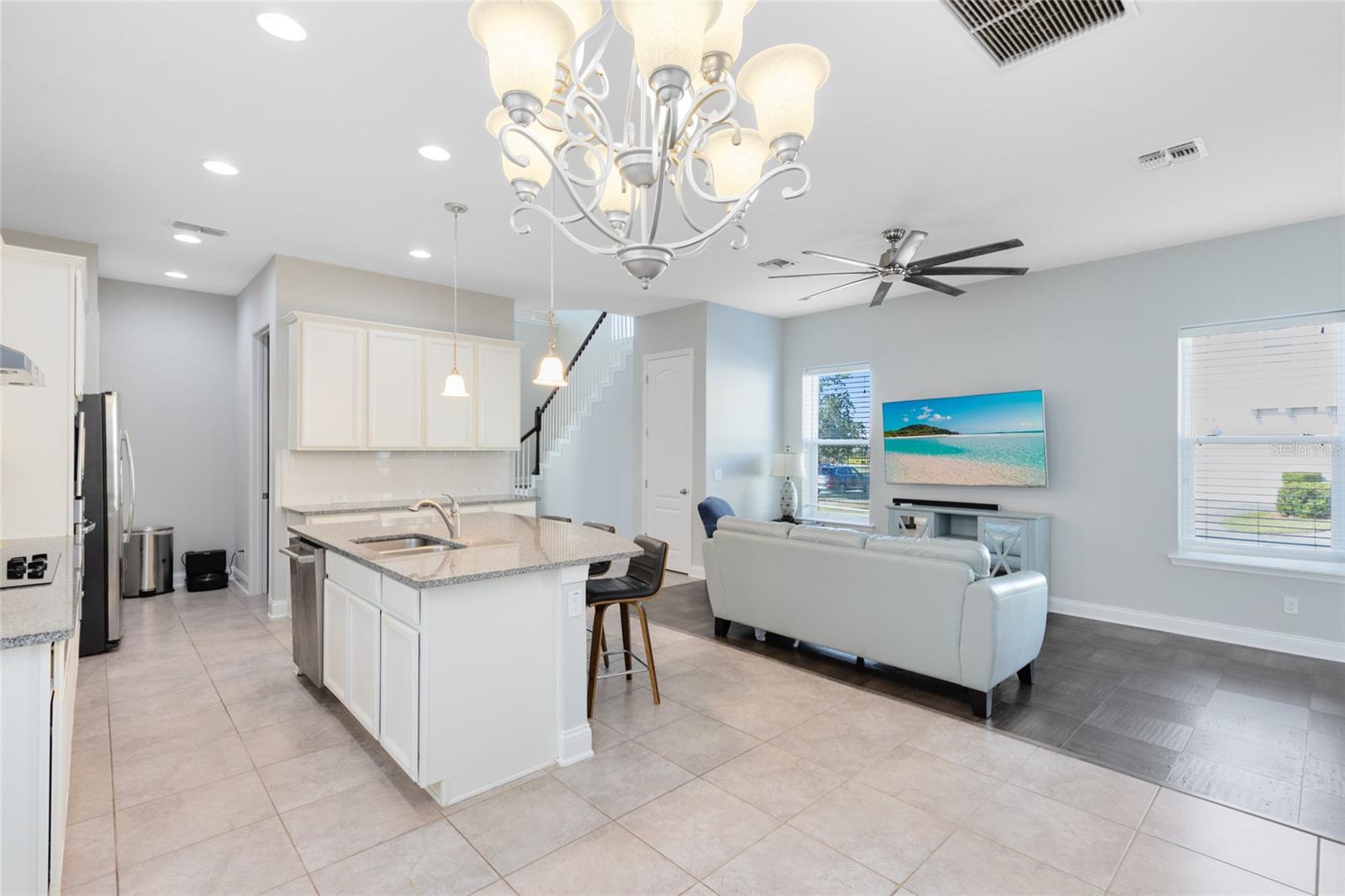 Image 5 of 49 For 7749 Laureate Boulevard