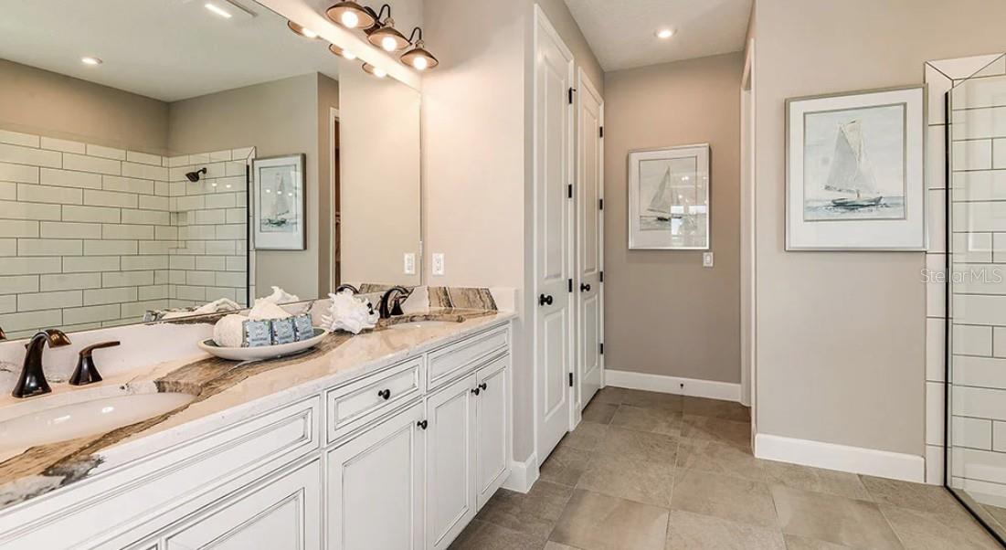 Image 6 of 20 For 835 Junonia Boulevard