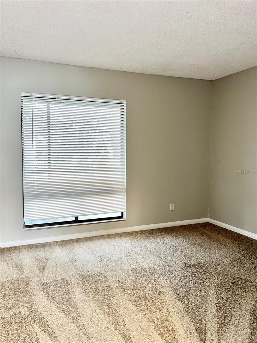 Image 18 of 22 For 4371 Aqua Vista Drive G