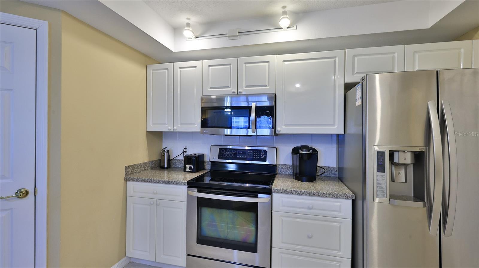 Image 10 of 60 For 5300 Atlantic Avenue 2-502