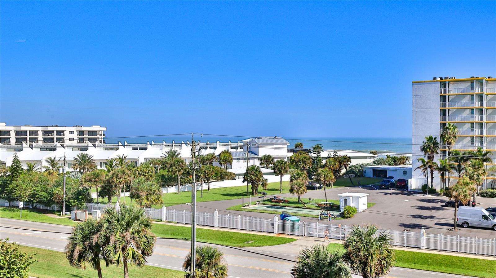 Image 17 of 60 For 5300 Atlantic Avenue 2-502