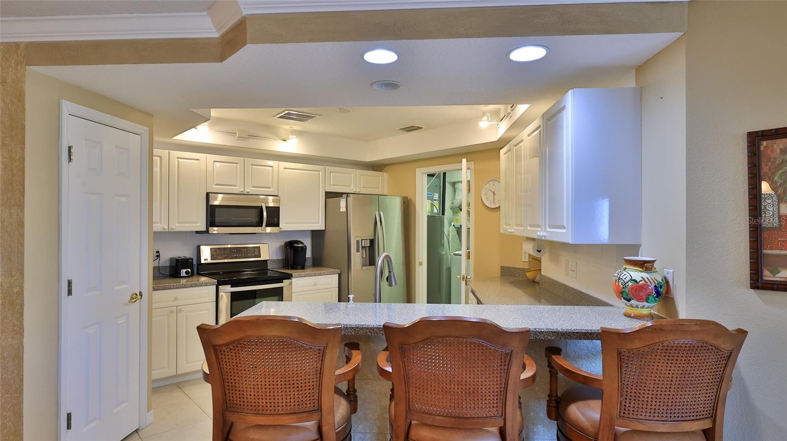 Image 5 of 60 For 5300 Atlantic Avenue 2-502