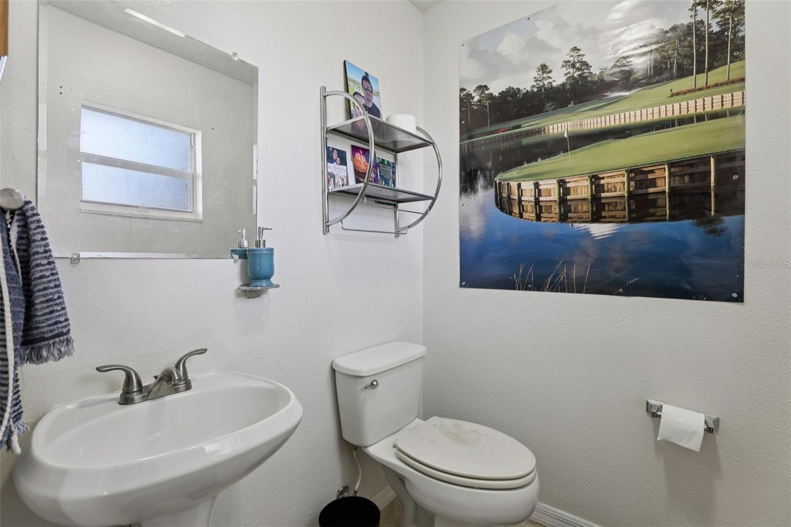 Image 30 of 59 For 527 Jackson Avenue