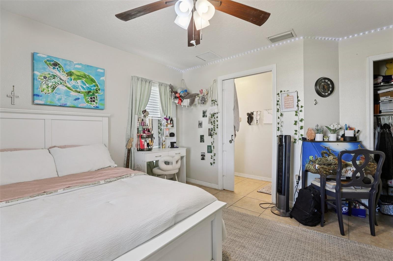 Image 47 of 59 For 527 Jackson Avenue