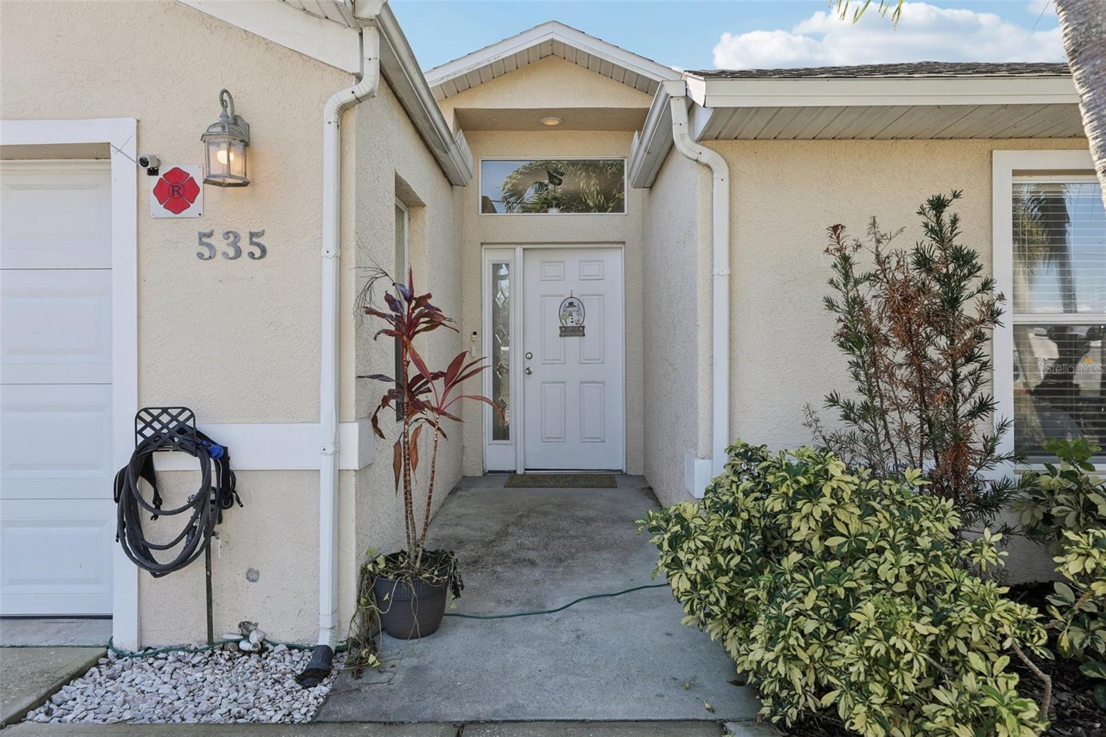 Image 5 of 59 For 527 Jackson Avenue