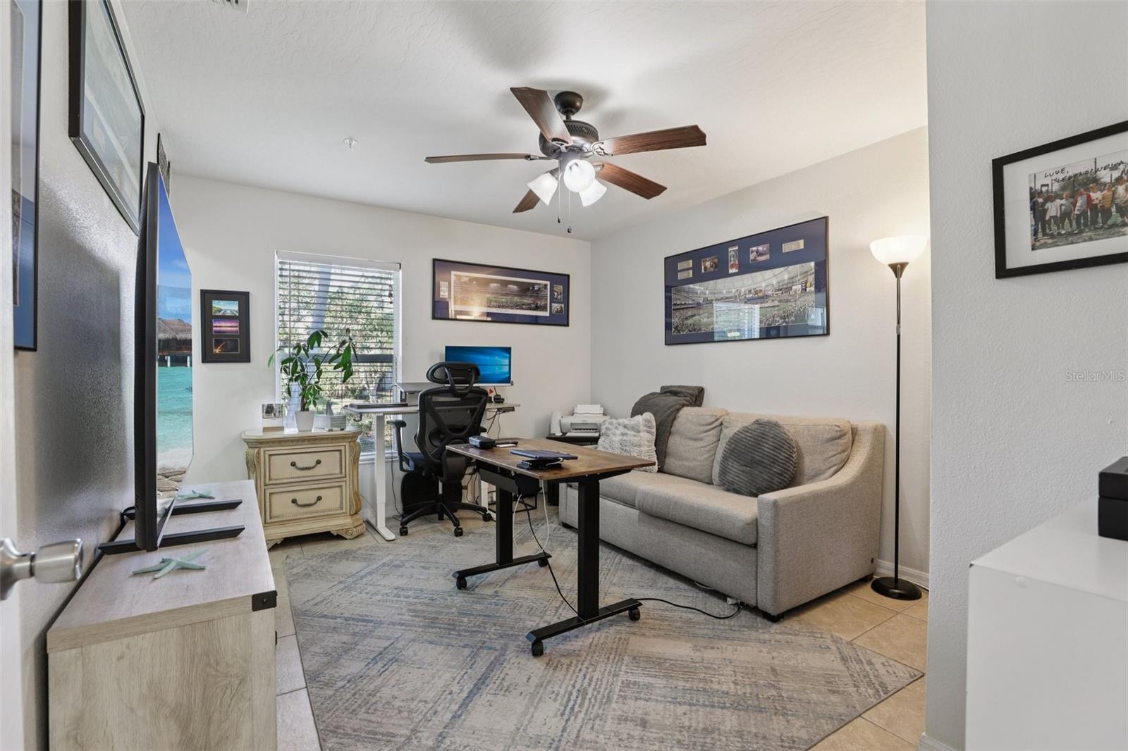 Image 8 of 59 For 527 Jackson Avenue