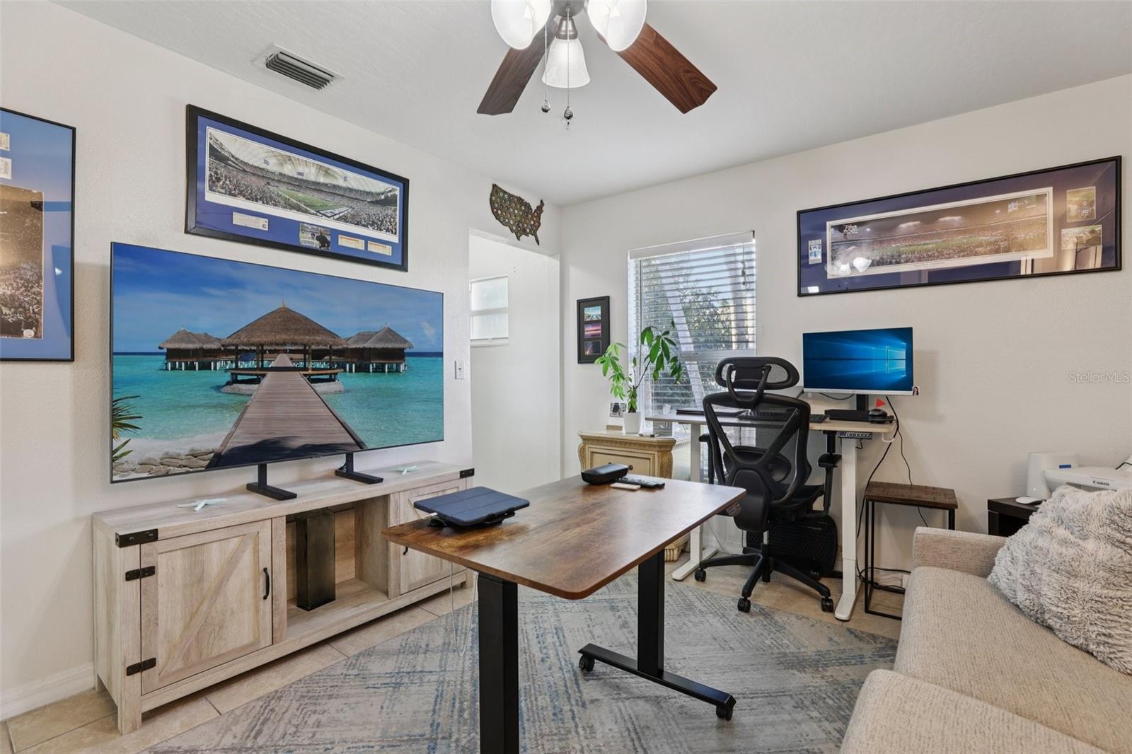 Image 9 of 59 For 527 Jackson Avenue