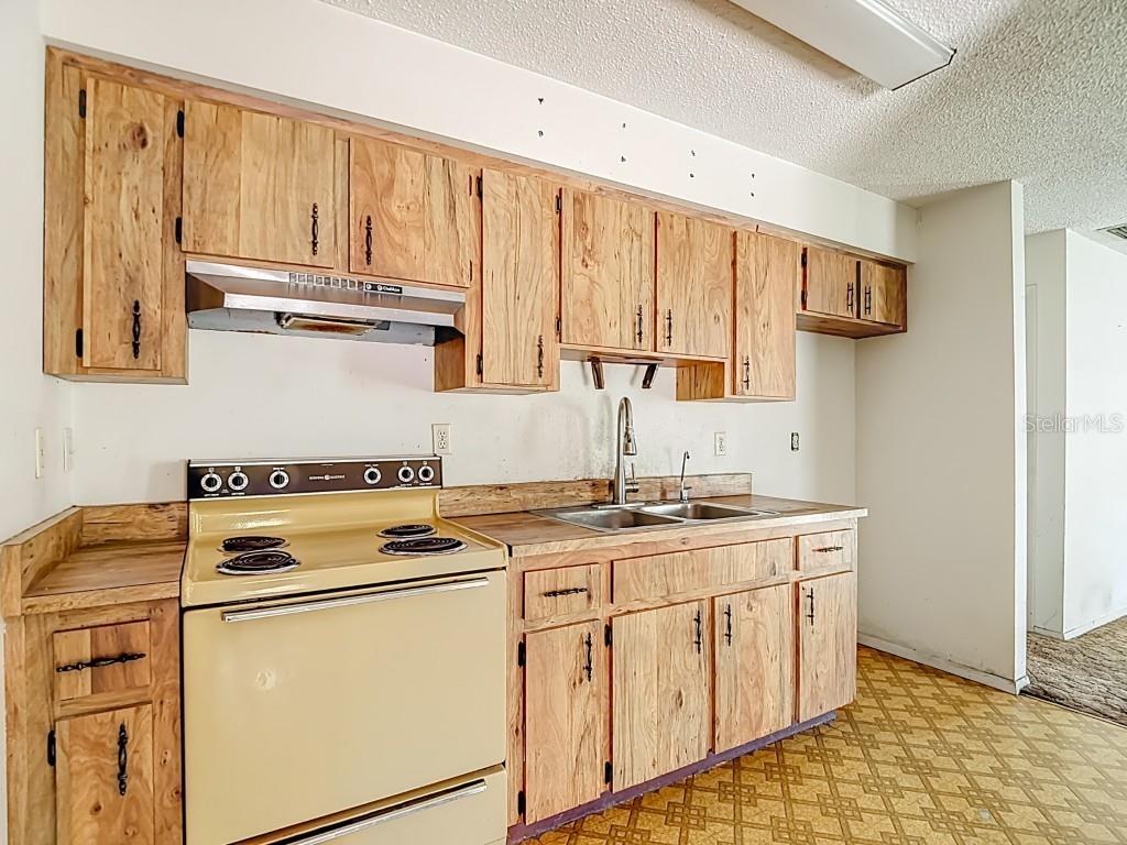 Image 11 of 30 For 1807 Barnes Street