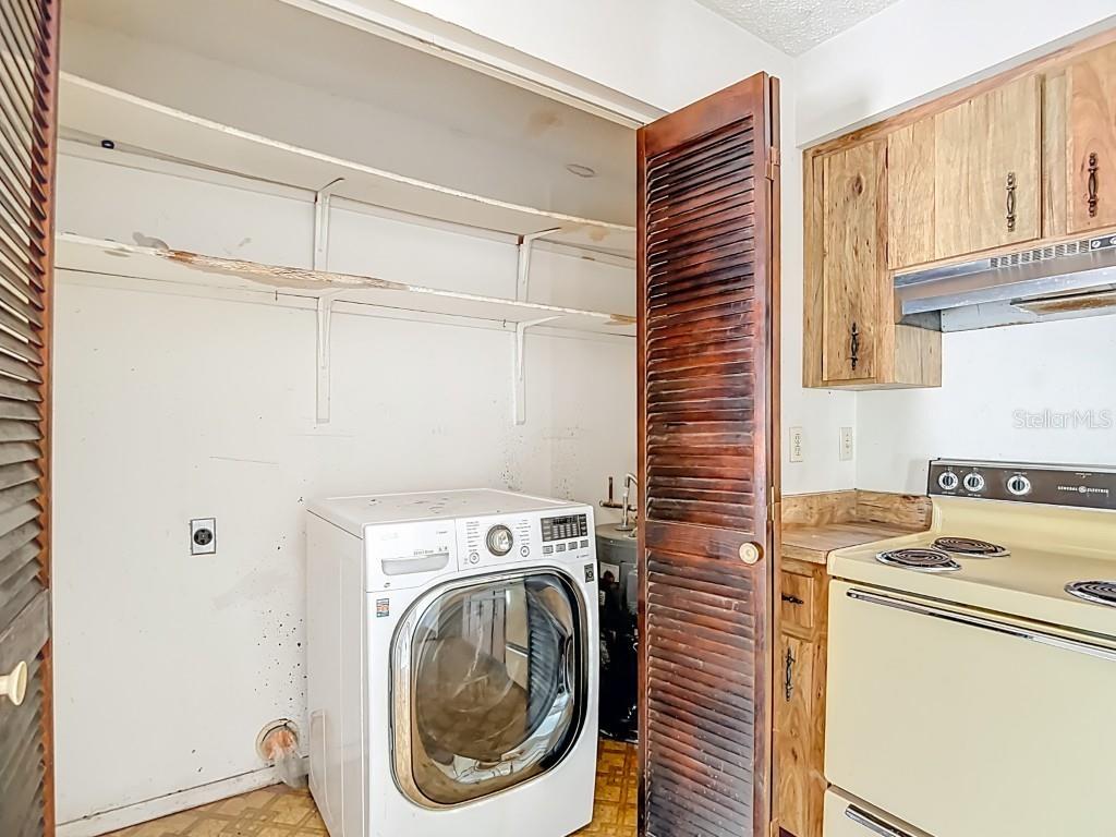 Image 23 of 30 For 1807 Barnes Street