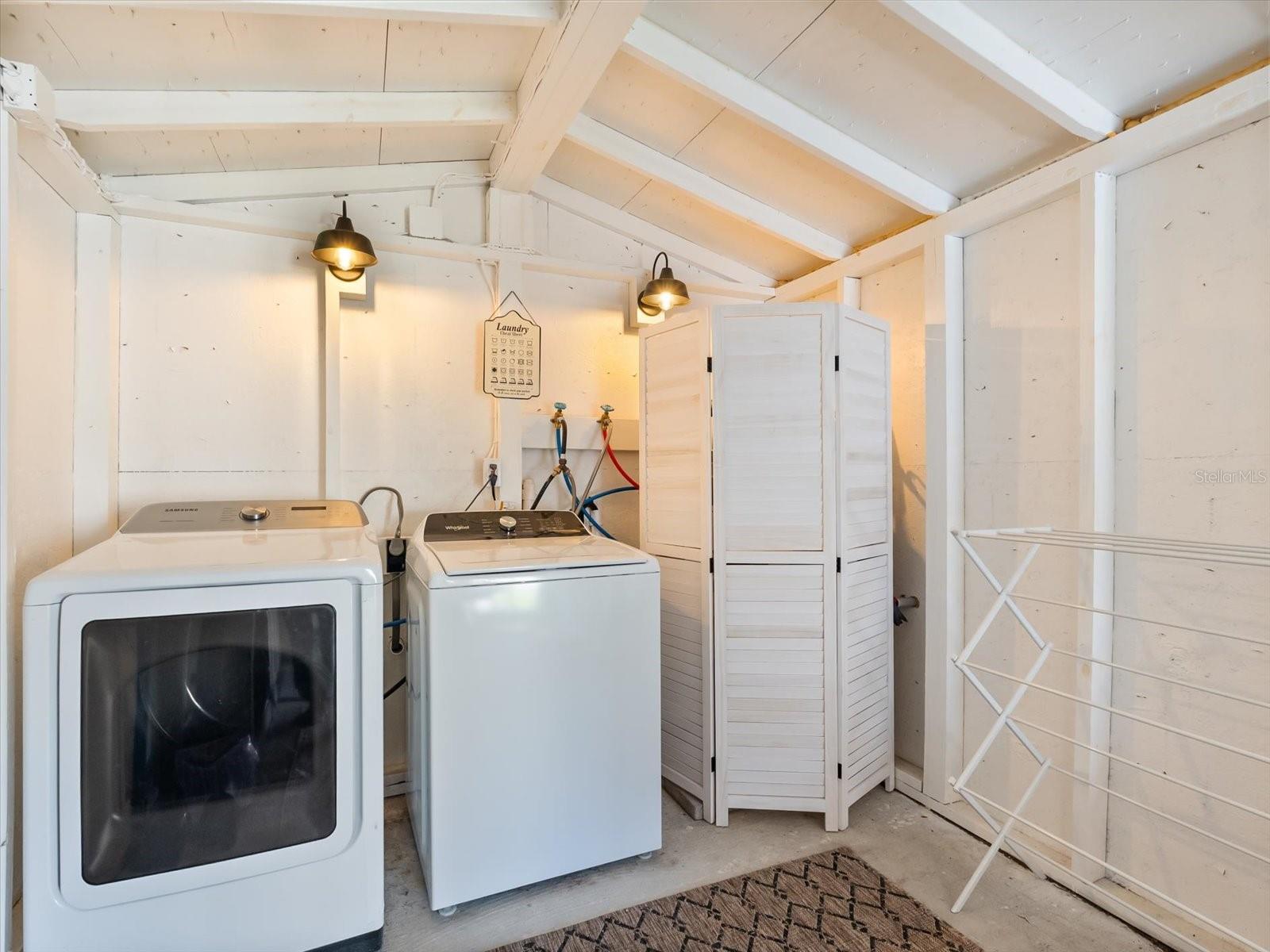 Image 21 of 43 For 1010 Forest Avenue