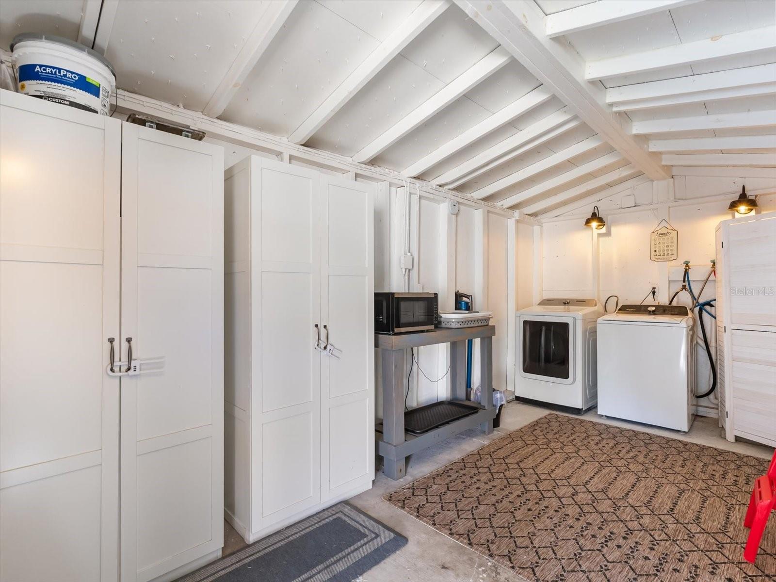 Image 22 of 43 For 1010 Forest Avenue