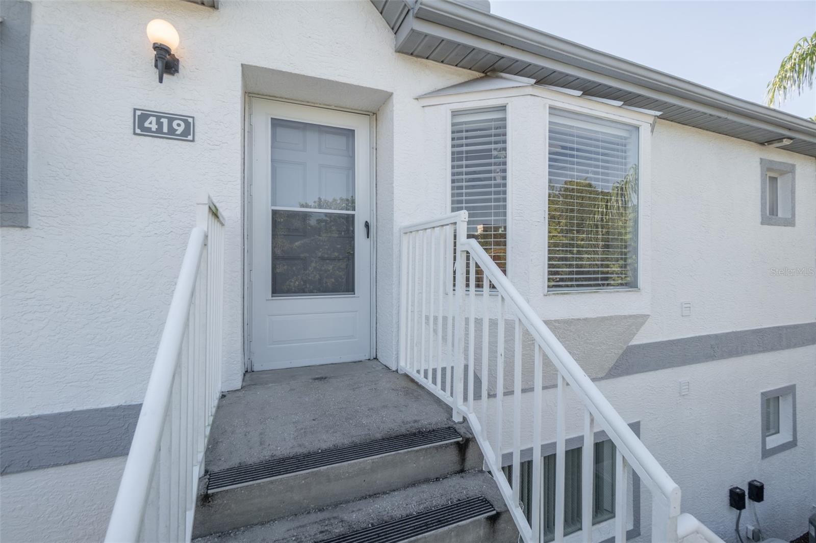 Image 3 of 28 For 419 Ocean Park Lane V146