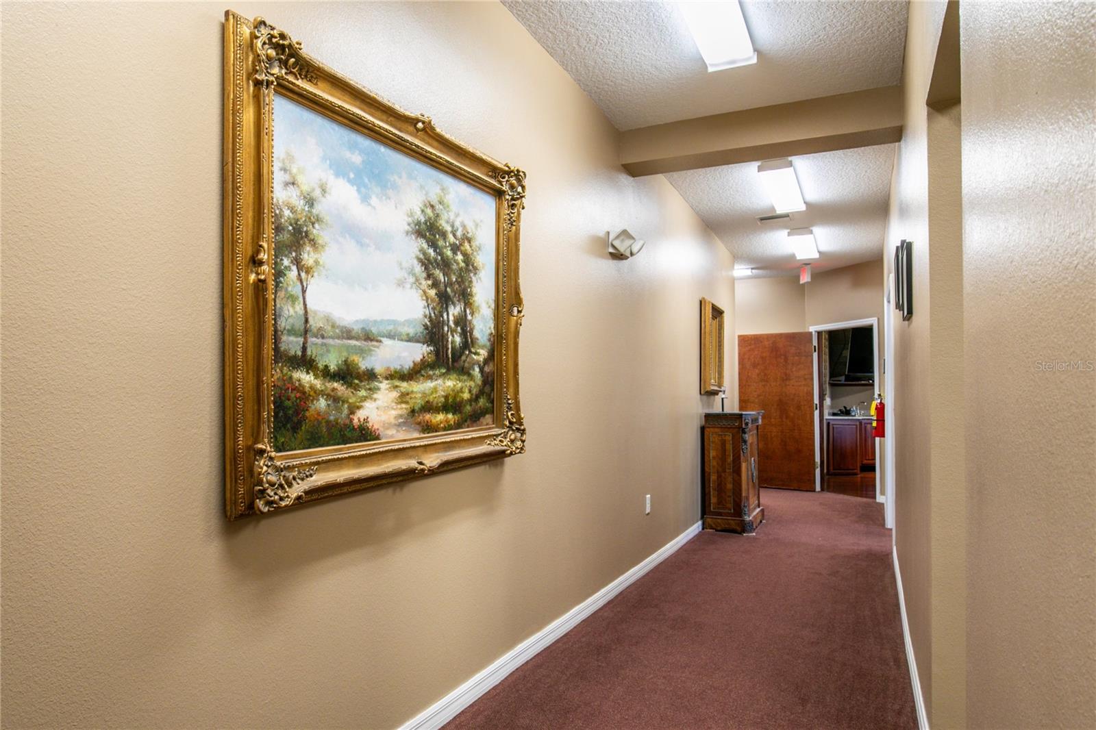 Image 12 of 24 For 205 Burleigh Boulevard