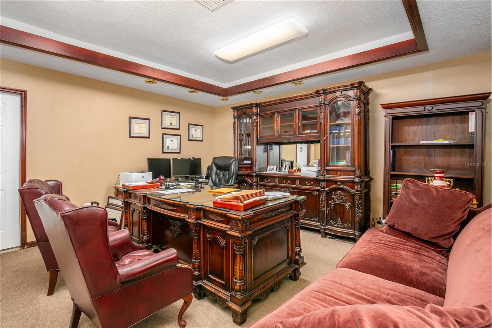 Image 16 of 24 For 205 Burleigh Boulevard