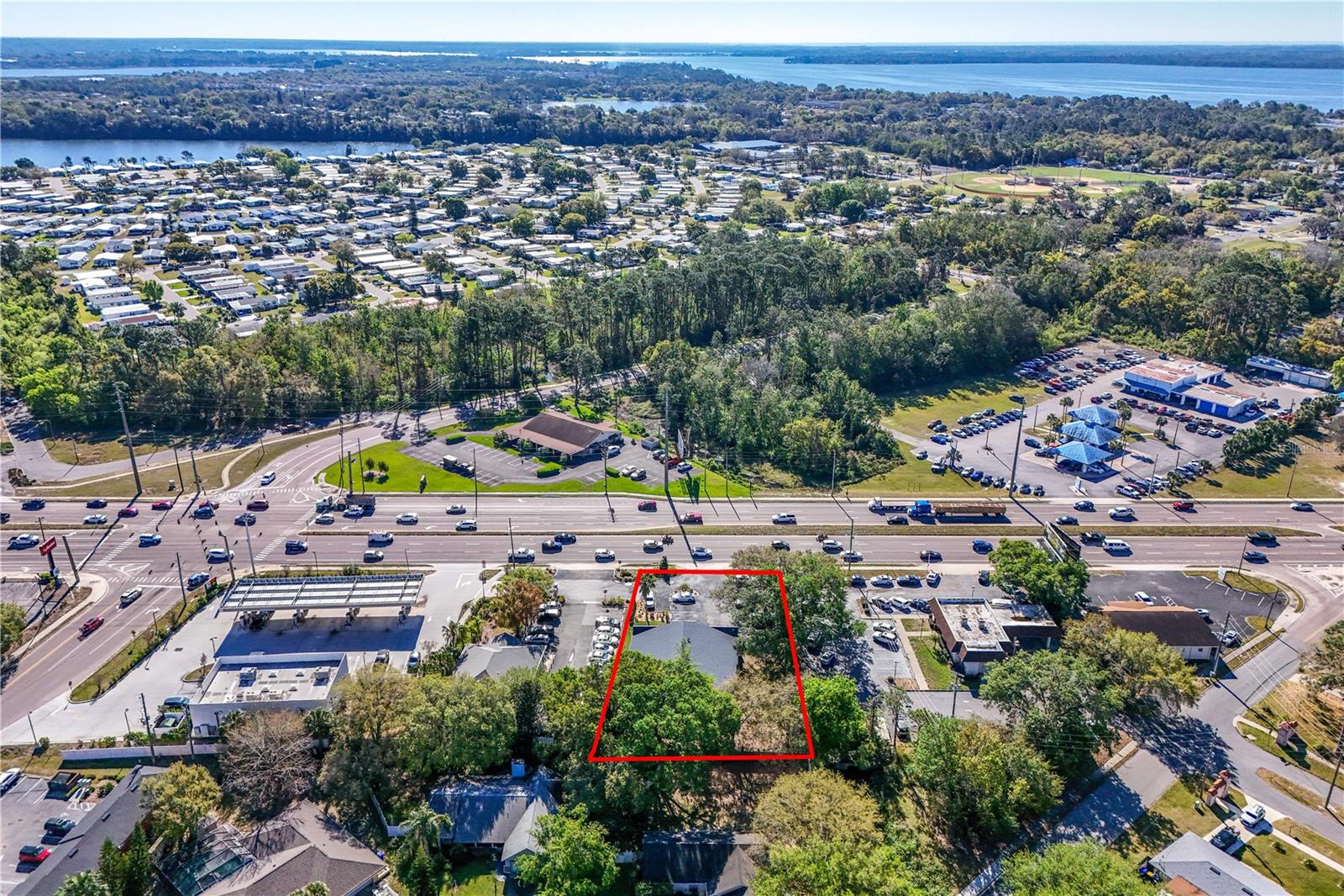 Image 22 of 24 For 205 Burleigh Boulevard