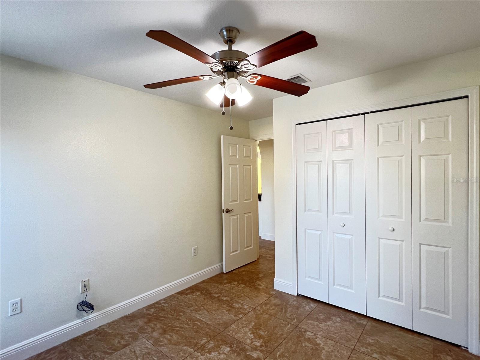 Image 46 of 48 For 2859 Blooming Alamanda Loop