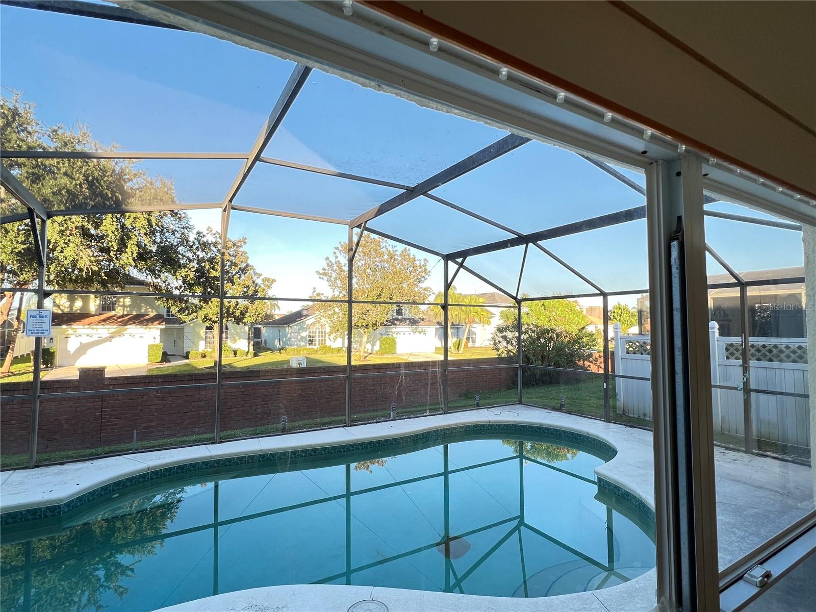 Image 5 of 48 For 2859 Blooming Alamanda Loop