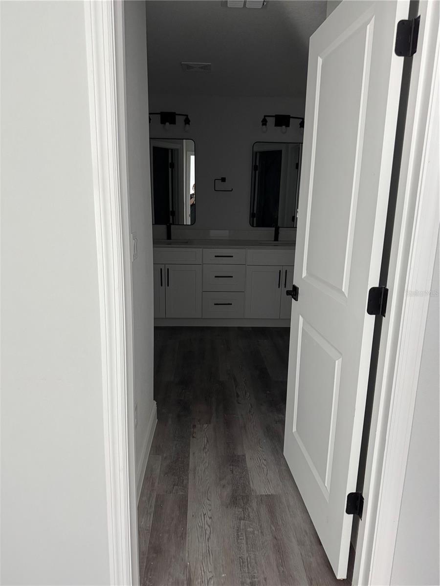 Image 13 of 16 For 1438 Seeley Circle Nw