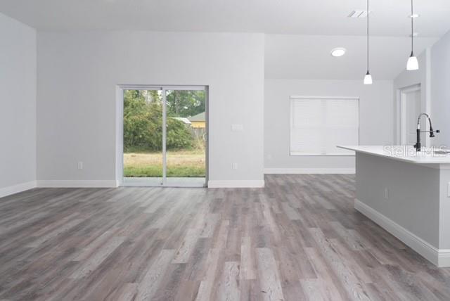 Image 7 of 16 For 1438 Seeley Circle Nw