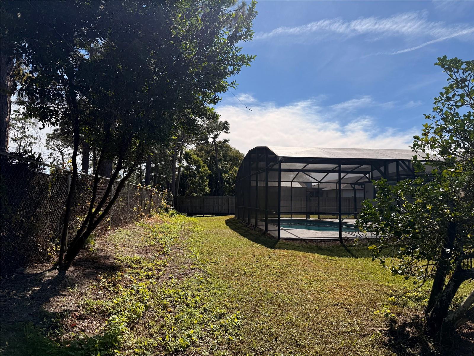 Image 14 of 39 For 1617 Green Meadow Lane