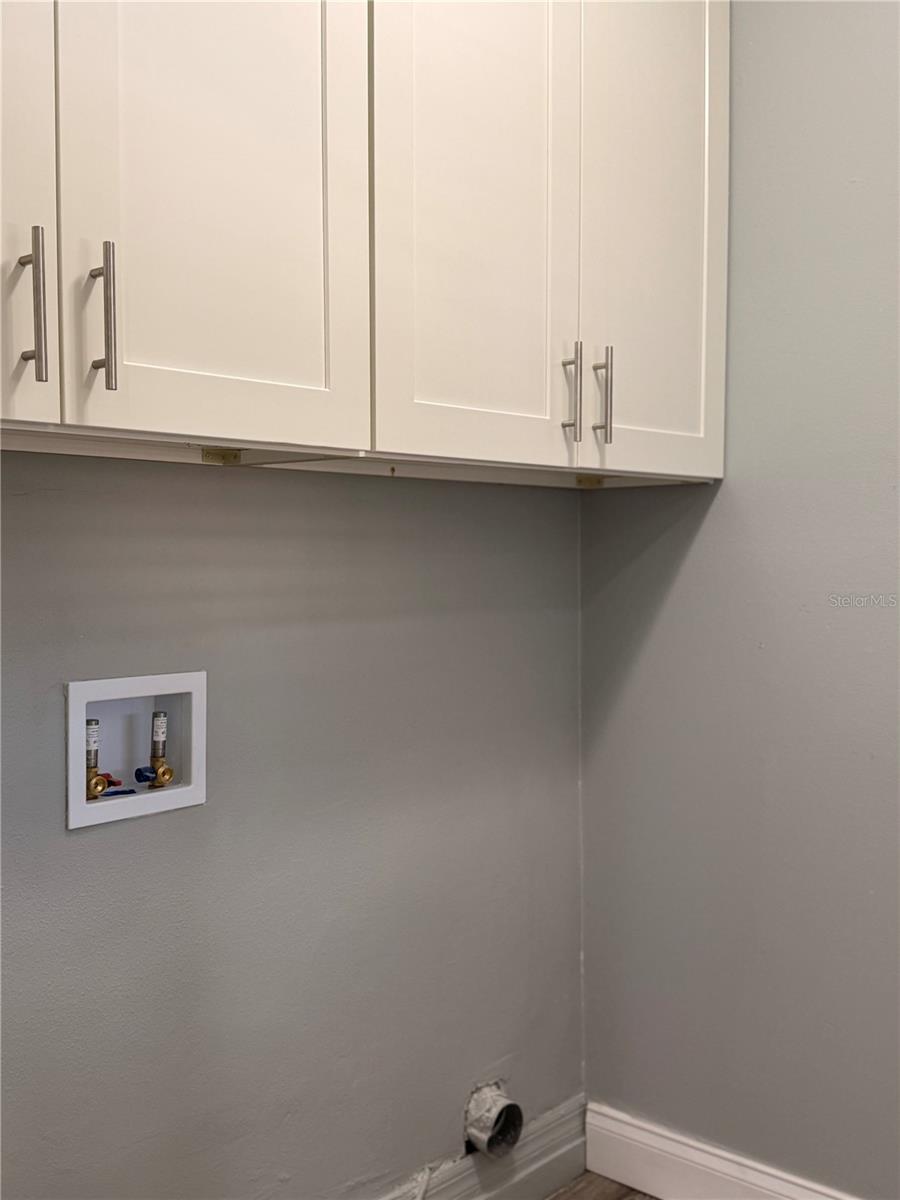 Image 27 of 39 For 1617 Green Meadow Lane