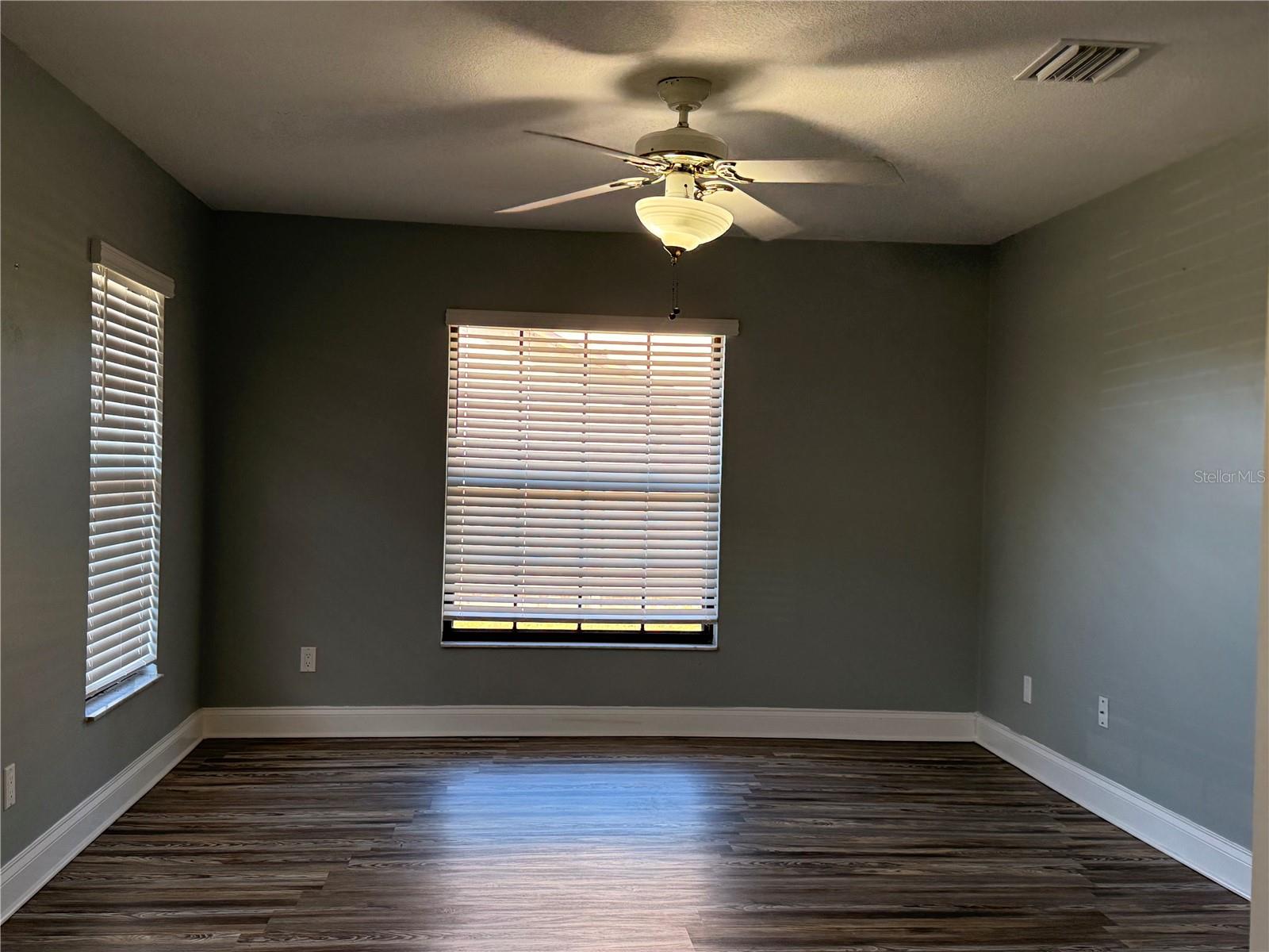 Image 30 of 39 For 1617 Green Meadow Lane