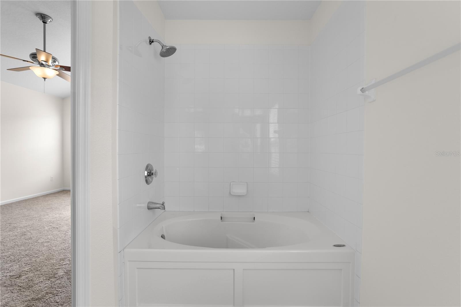 Image 19 of 31 For 1524 Florentino Lane