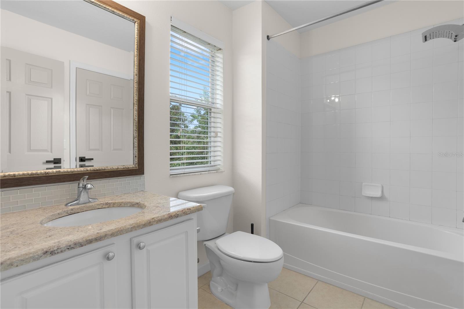 Image 23 of 31 For 1524 Florentino Lane