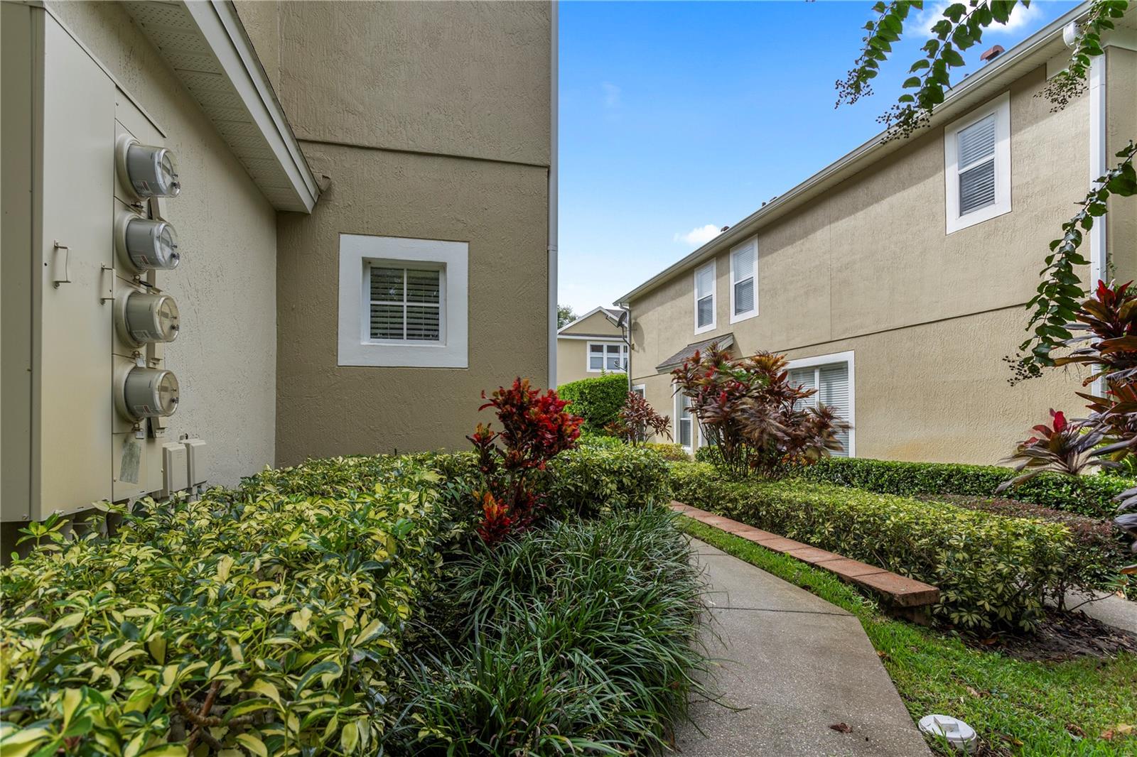 Image 3 of 31 For 1524 Florentino Lane