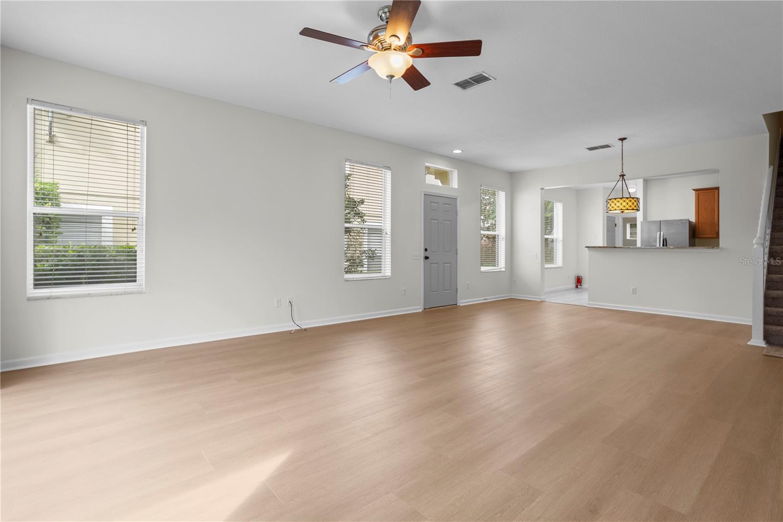 Image 7 of 31 For 1524 Florentino Lane