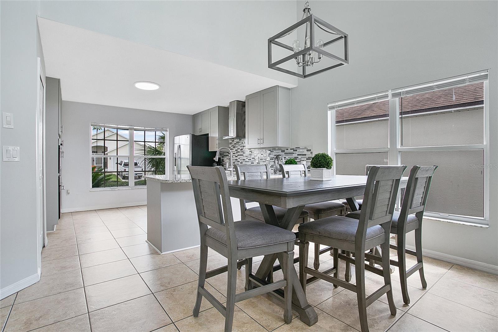 Image 11 of 45 For 316 Buckingham Circle