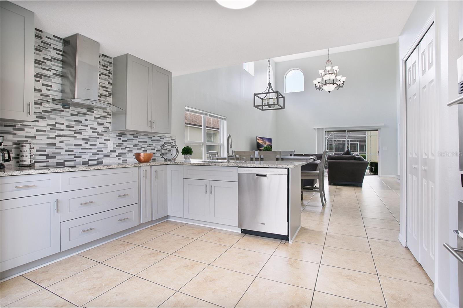 Image 15 of 45 For 316 Buckingham Circle