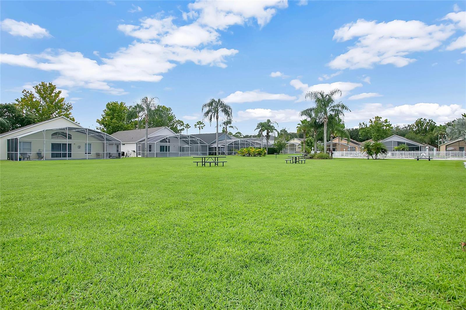 Image 34 of 45 For 316 Buckingham Circle